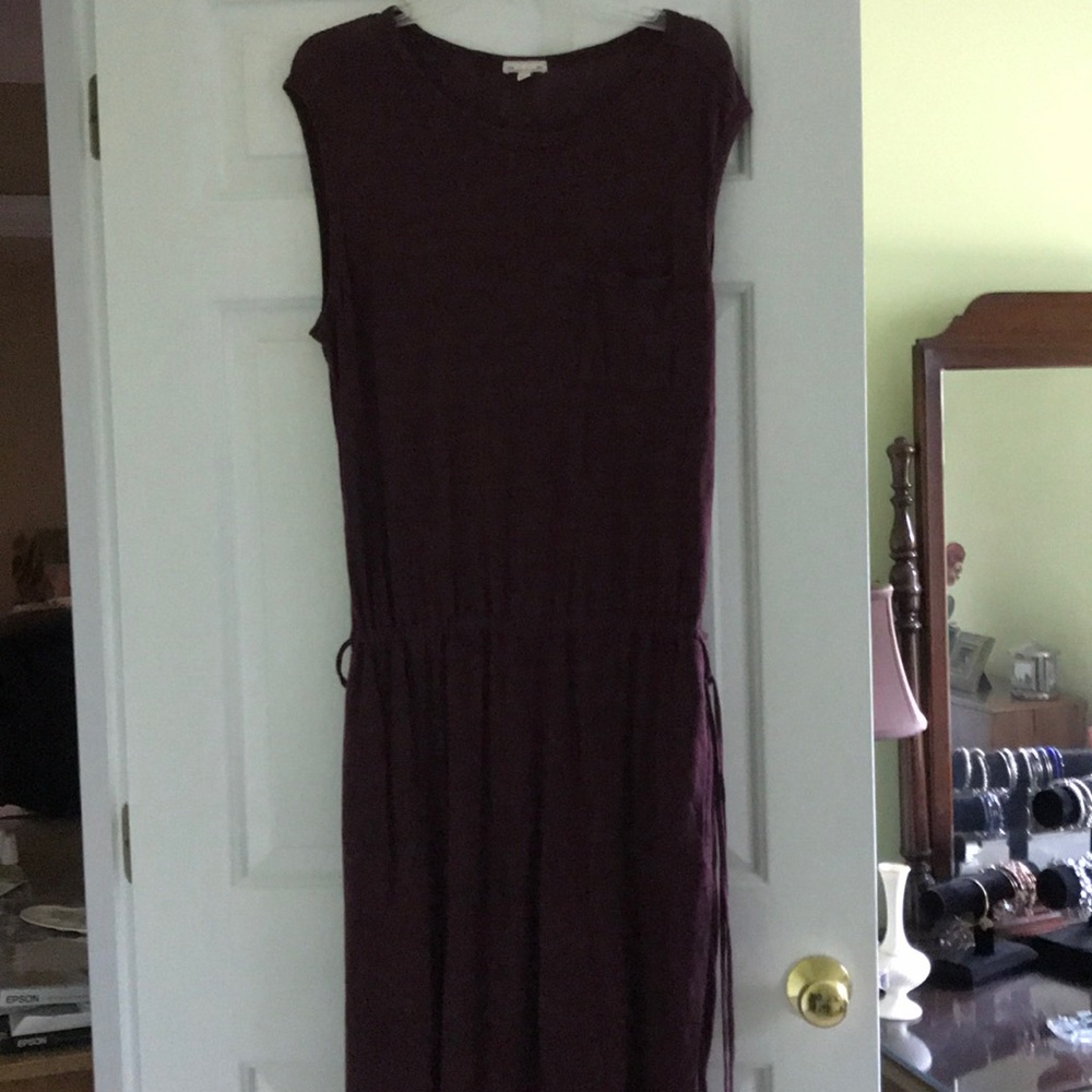 GAP Deep Maroon Linen sheath dress